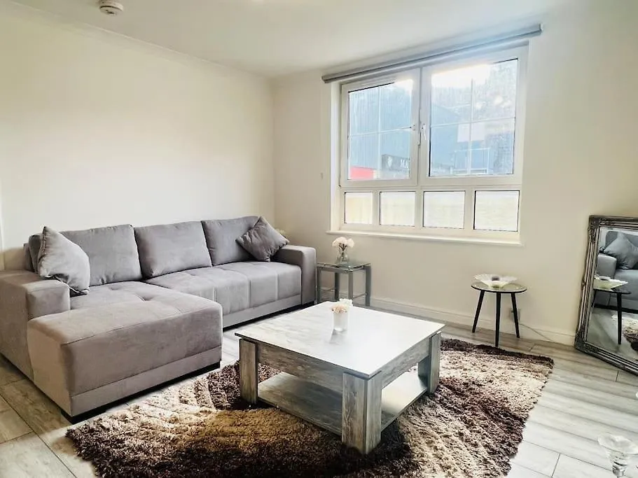Superb 2 Bedroom Apartment With Free Parking Edinburgh United Kingdom