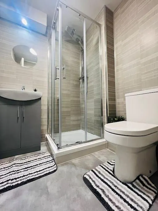 Superb 2 Bedroom Apartment With Free Parking Edinburgh